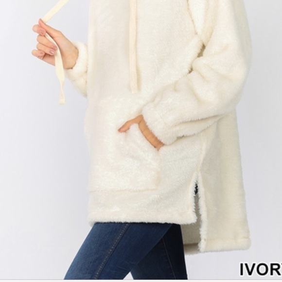New! 1 left! Cozy, Sherpa Juliet sweater - Picture 6 of 7